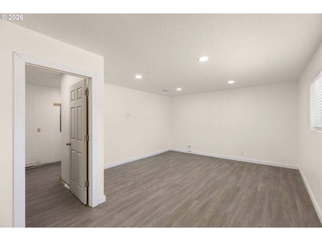 4815 Sw 202ND Ave, Beaverton, OR 97078