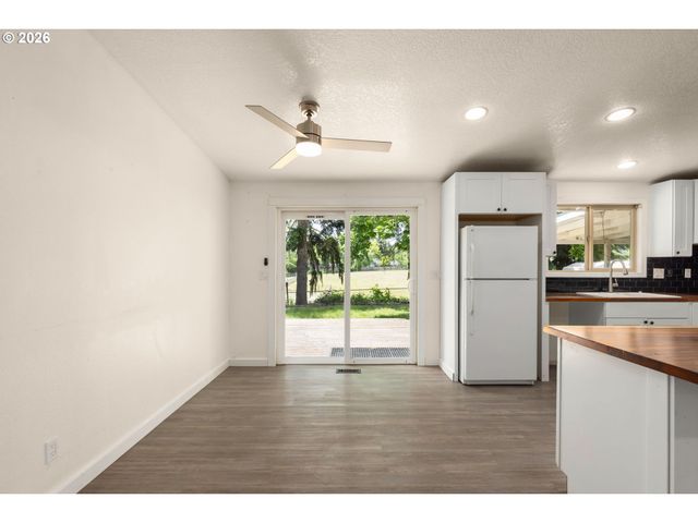 4815 Sw 202ND Ave, Beaverton, OR 97078