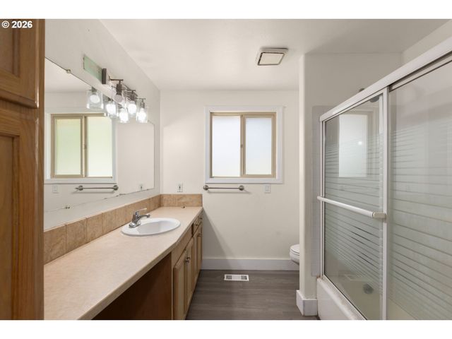 4815 Sw 202ND Ave, Beaverton, OR 97078