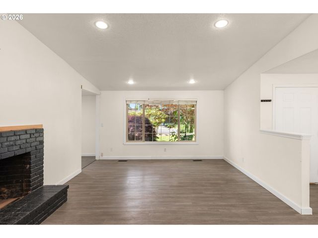 4815 Sw 202ND Ave, Beaverton, OR 97078