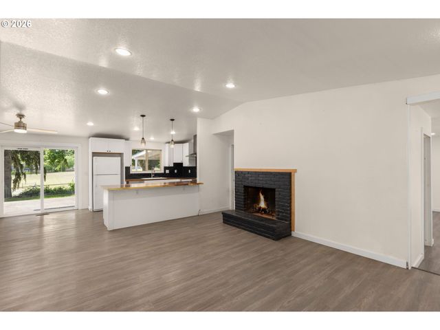 4815 Sw 202ND Ave, Beaverton, OR 97078
