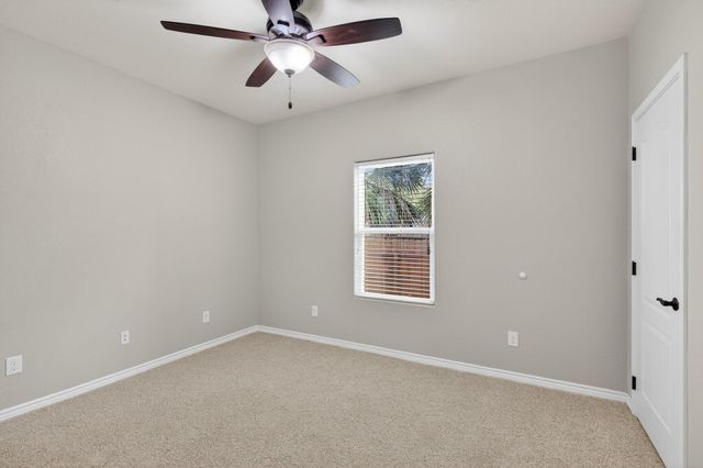 237 Meadowlakes DR, Meadowlakes, TX 78654