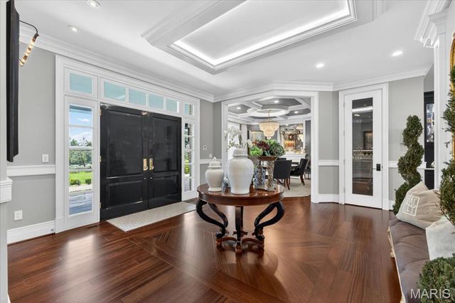 39 Countryside Lane, St Louis, MO 63131