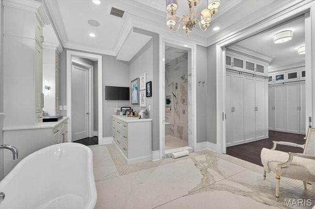 39 Countryside Lane, St Louis, MO 63131