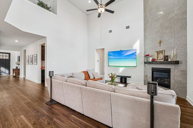 535 Trout River RD, Kyle, TX 78640