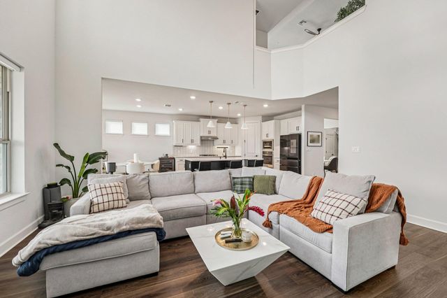 535 Trout River RD, Kyle, TX 78640