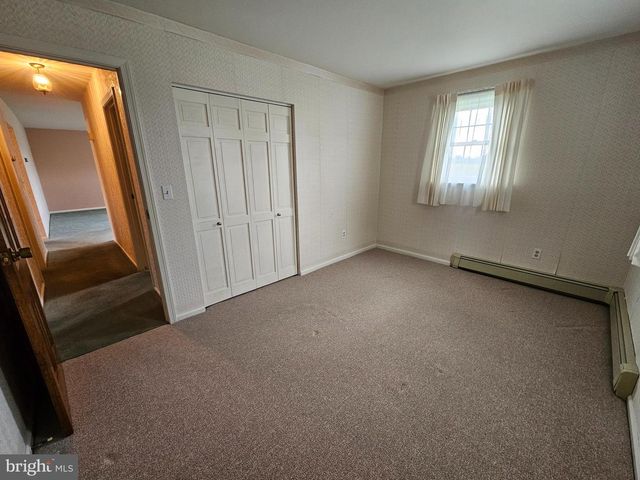2566 LONG LN, Lebanon, PA 17046