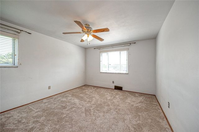 563 MEADOWVALE DRIVE, Harmar, PA 15024