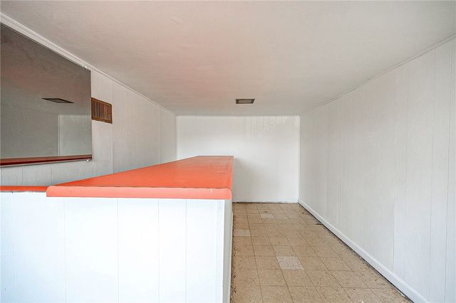 563 MEADOWVALE DRIVE, Harmar, PA 15024