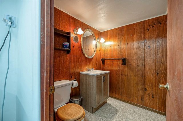 563 MEADOWVALE DRIVE, Harmar, PA 15024