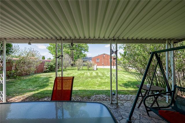 563 MEADOWVALE DRIVE, Harmar, PA 15024