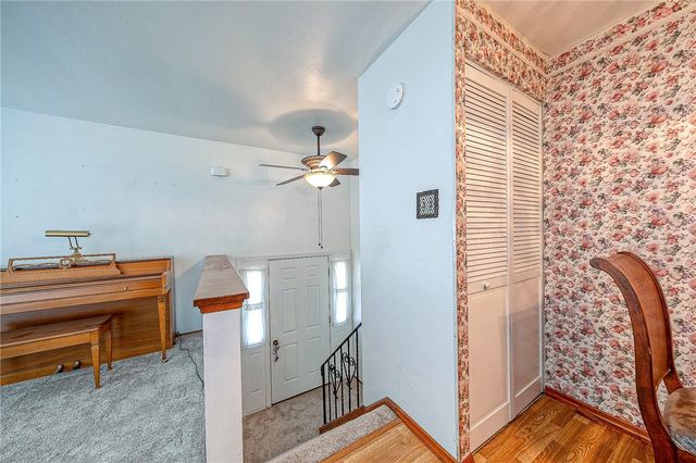 563 MEADOWVALE DRIVE, Harmar, PA 15024