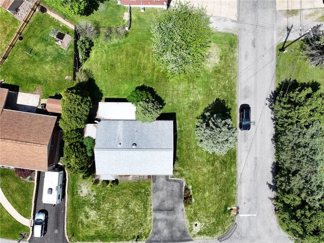 563 MEADOWVALE DRIVE, Harmar, PA 15024