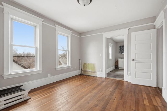 658 Edmund Avenue, Saint Paul, MN 55104