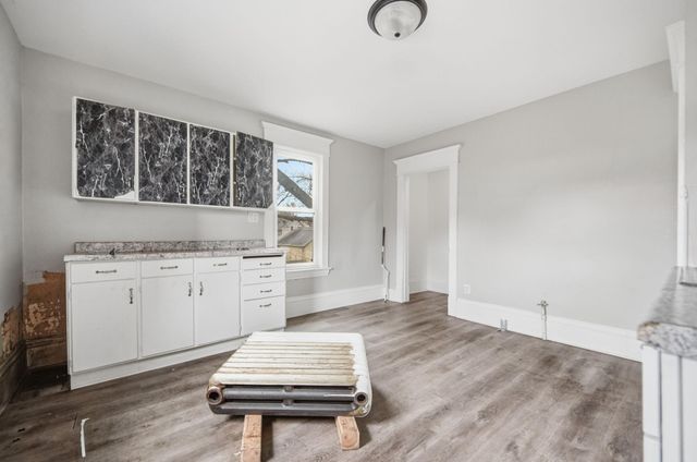 658 Edmund Avenue, Saint Paul, MN 55104