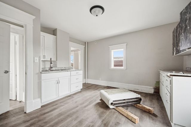 658 Edmund Avenue, Saint Paul, MN 55104