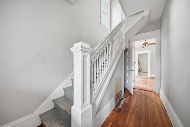 658 Edmund Avenue, Saint Paul, MN 55104