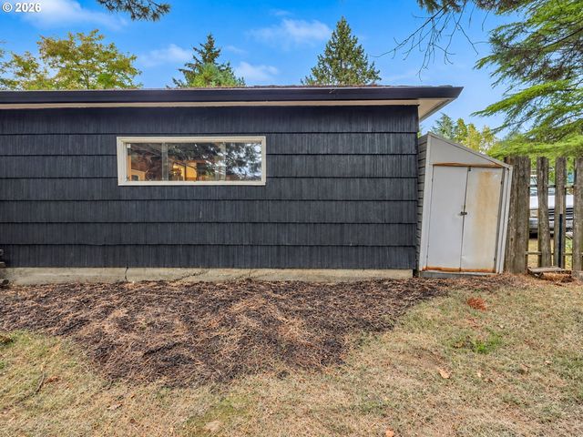 11425 Sw GREENBURG Rd, Tigard, OR 97223