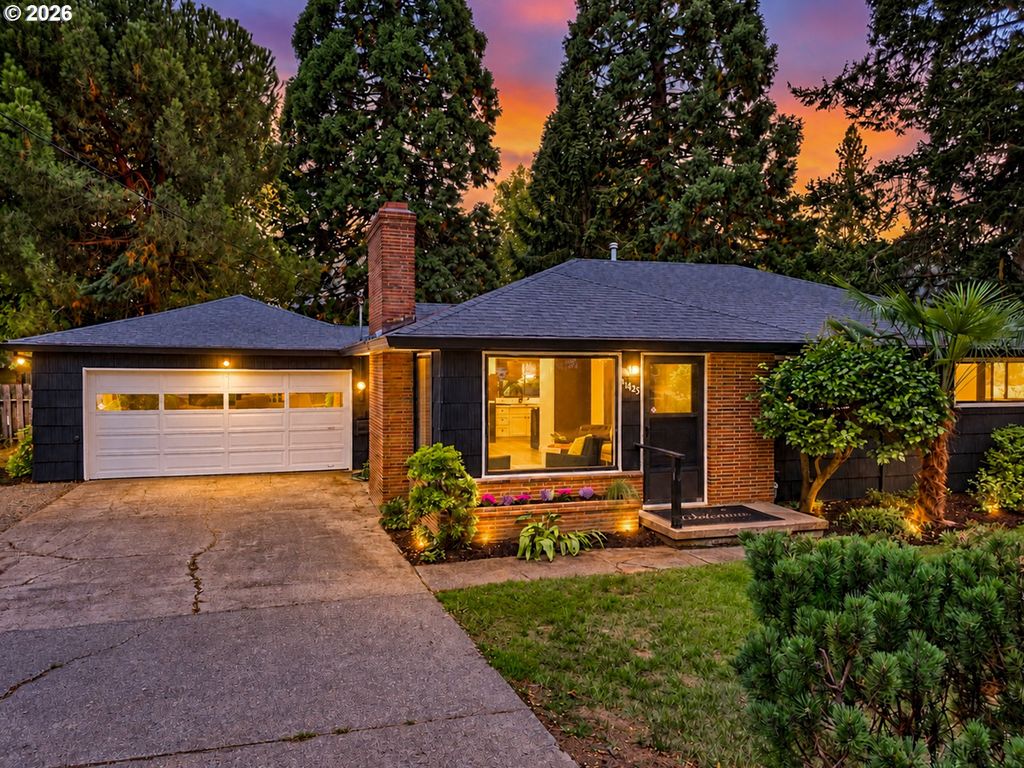 11425 Sw GREENBURG Rd, Tigard, OR 97223