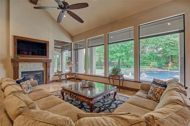 24803 Pearl Crest Lane, Spring, TX 77389