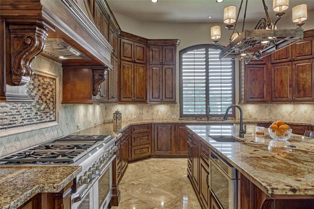 24803 Pearl Crest Lane, Spring, TX 77389