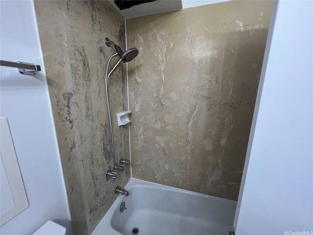 1545 Liona Street 204, Honolulu, HI 96814