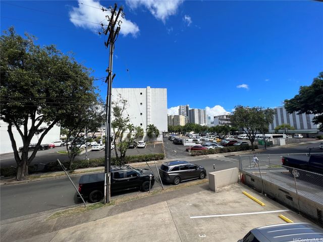 1545 Liona Street 204, Honolulu, HI 96814