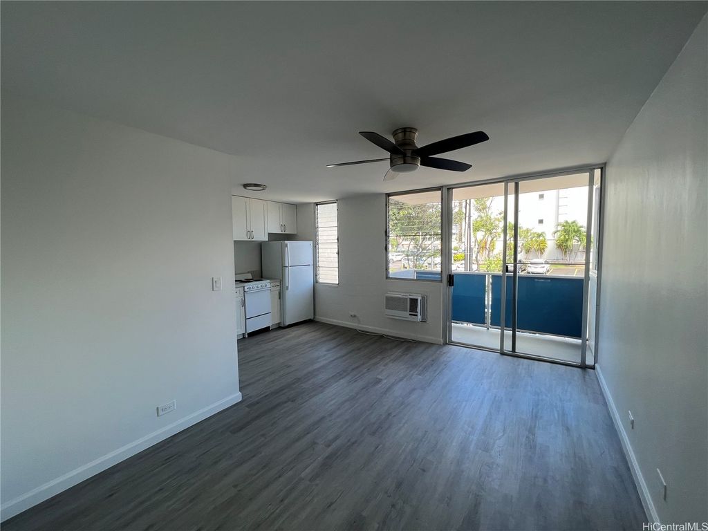 1545 Liona Street 204, Honolulu, HI 96814