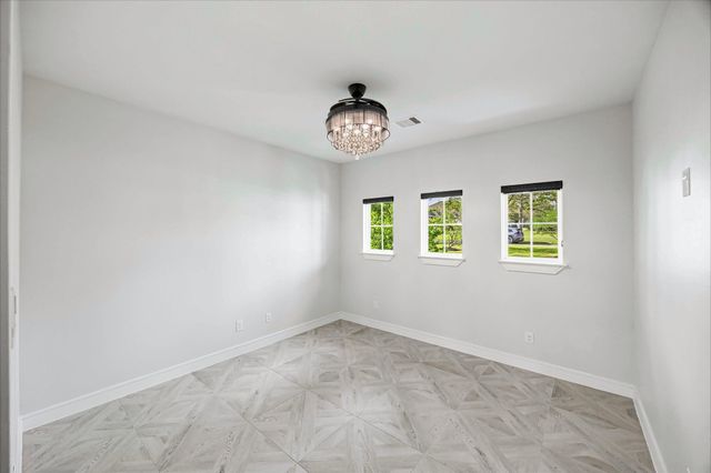 87 Dawns Edge Drive, Montgomery, TX 77356
