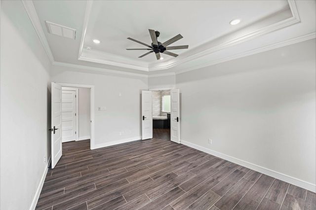 87 Dawns Edge Drive, Montgomery, TX 77356