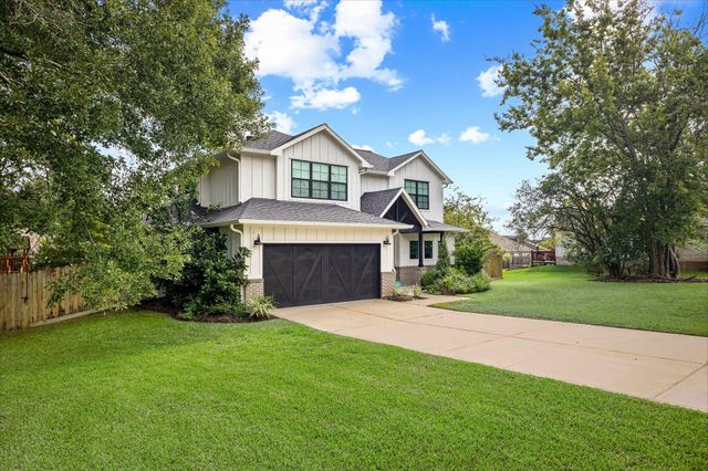 87 Dawns Edge Drive, Montgomery, TX 77356