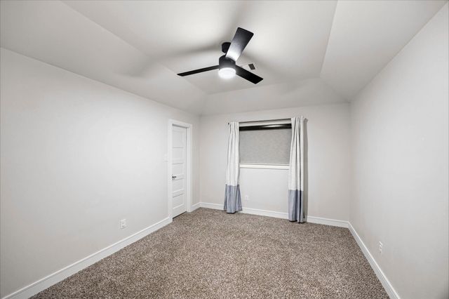 87 Dawns Edge Drive, Montgomery, TX 77356