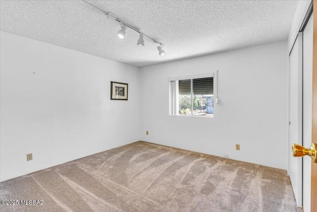 2360 S Double O Place, Tucson, AZ 85713