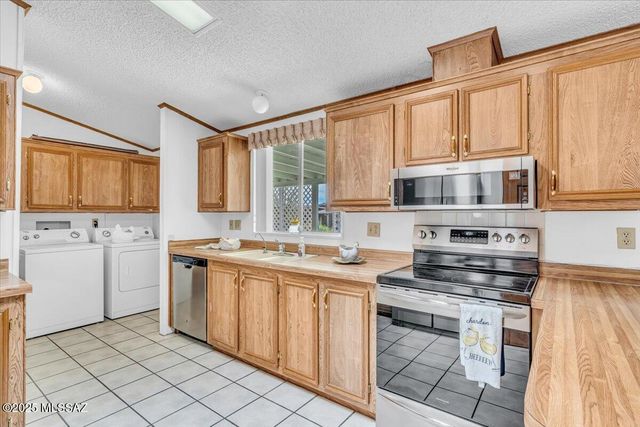 2360 S Double O Place, Tucson, AZ 85713