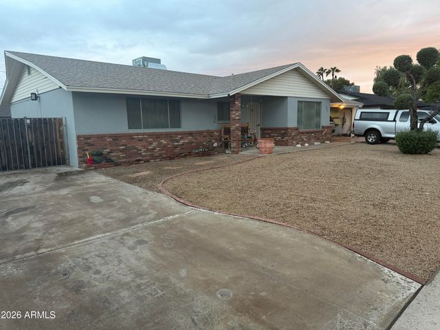 3931 E DESERT COVE Avenue, Phoenix, AZ 85028