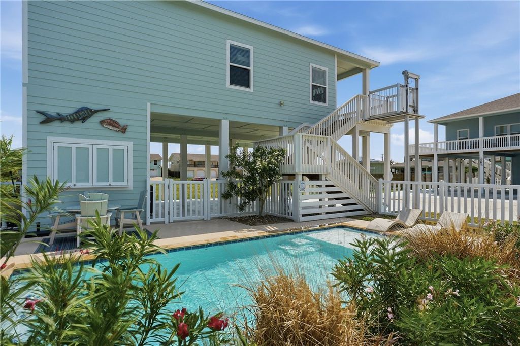 108 Bonaire, Rockport, TX 78382 — exterior