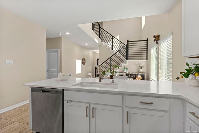 157 Foxhound, San Antonio, TX 78253