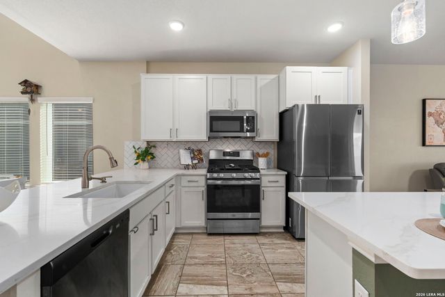 157 Foxhound, San Antonio, TX 78253