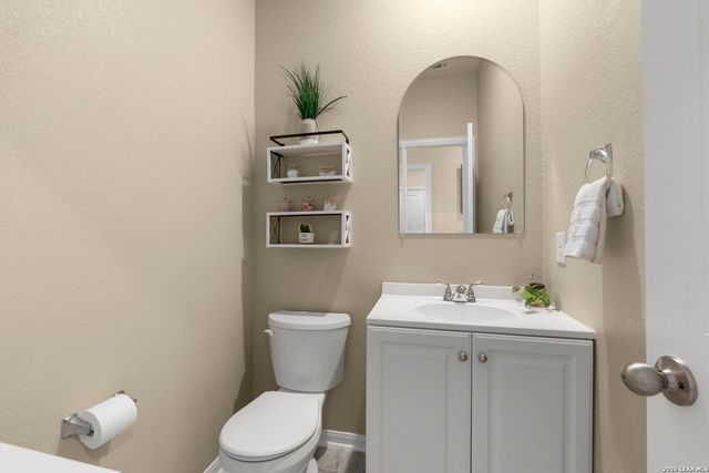 157 Foxhound, San Antonio, TX 78253