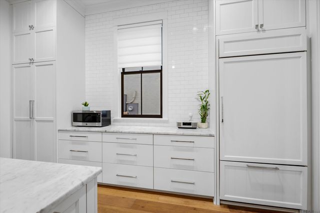 5042 Mimosa St, Baton Rouge, LA 70808