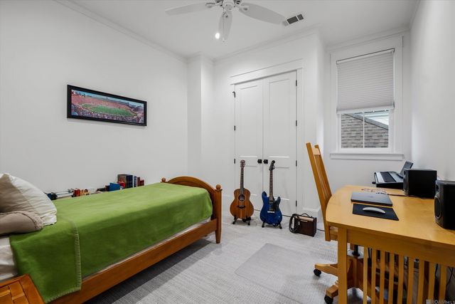 5042 Mimosa St, Baton Rouge, LA 70808