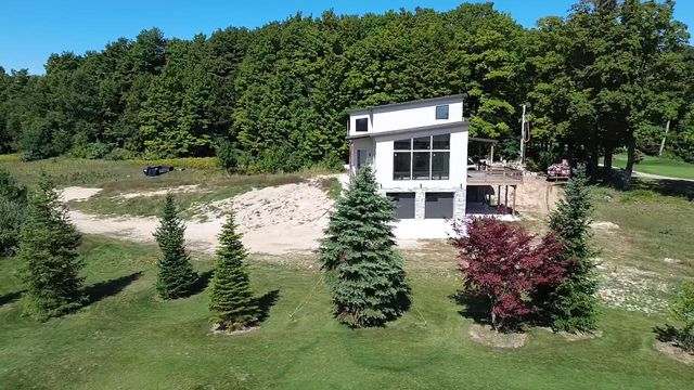 136 Mooney Way, Kewadin, MI 49648