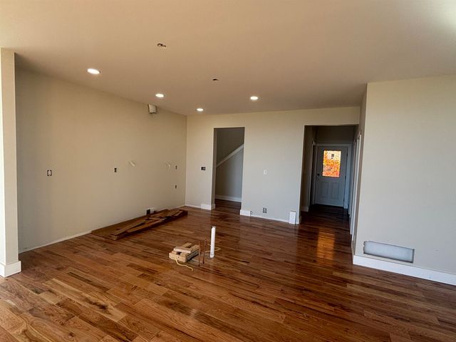 136 Mooney Way, Kewadin, MI 49648