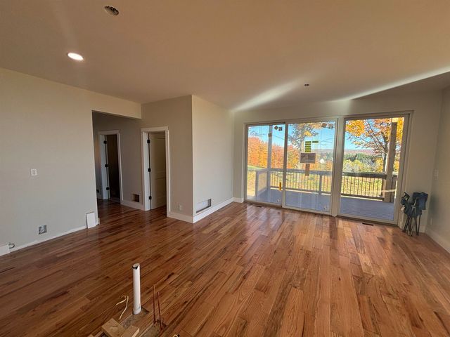 136 Mooney Way, Kewadin, MI 49648