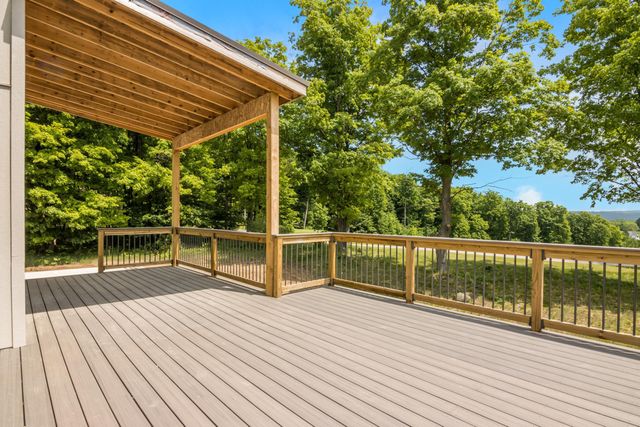 136 Mooney Way, Kewadin, MI 49648