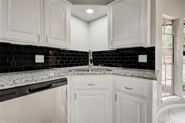 8009 Golden Oaks Road, Oklahoma City, OK 73127
