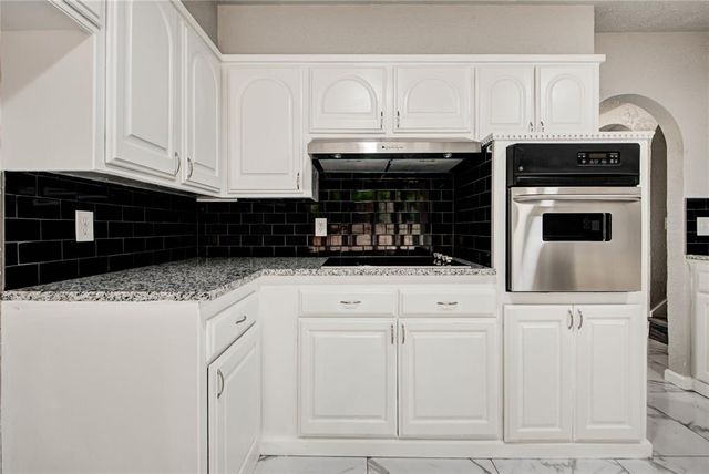 8009 Golden Oaks Road, Oklahoma City, OK 73127