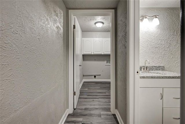 8009 Golden Oaks Road, Oklahoma City, OK 73127