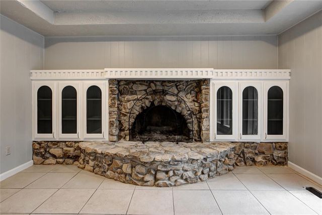 8009 Golden Oaks Road, Oklahoma City, OK 73127