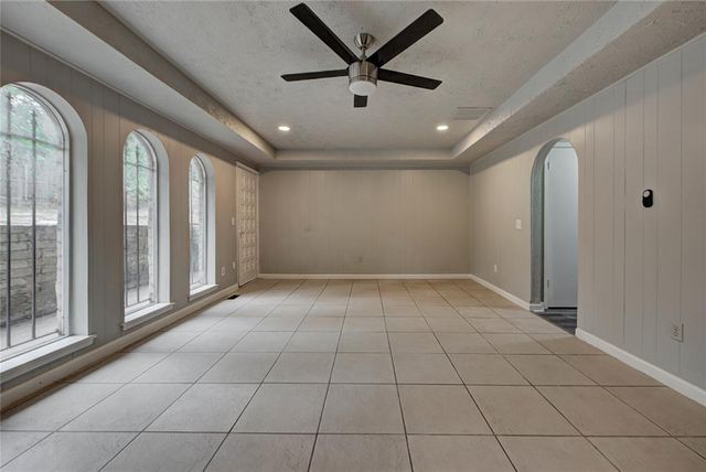 8009 Golden Oaks Road, Oklahoma City, OK 73127